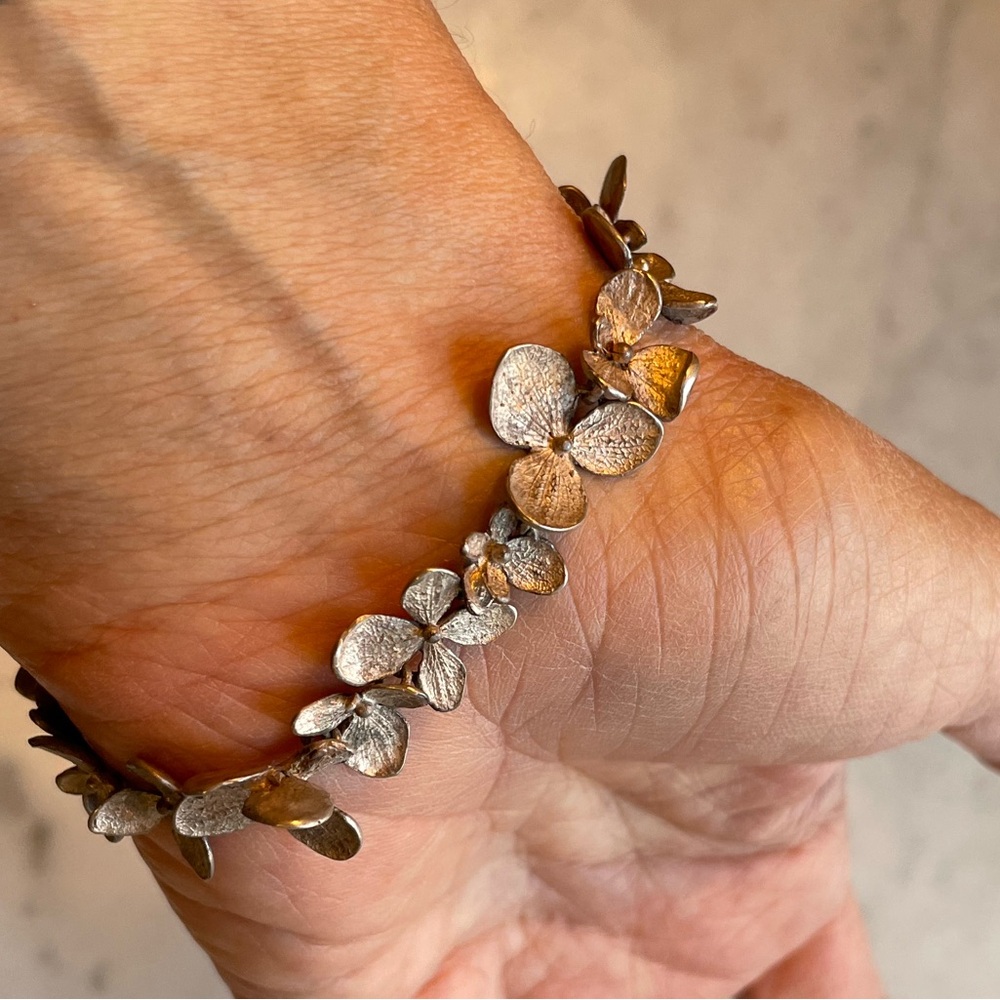 Vintage John Iversen Oxidized Sterling Silver
Hydrangea Bracelet 7.5” Toggle